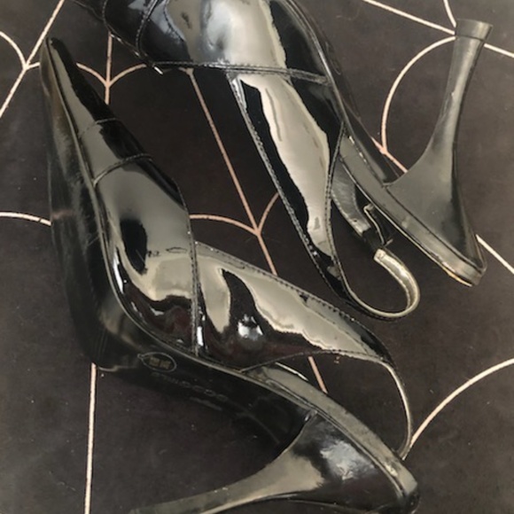 BCB Shiny Black Shoes - Picture 3 of 3